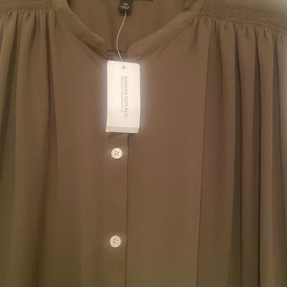 Banana Republic woman sleeveless  drawstring, olive blouse in size M new with … - Picture 5 of 7